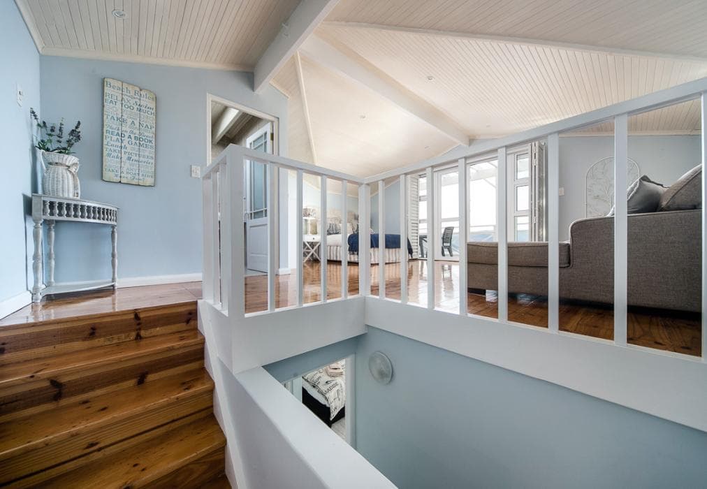 Dolphins Cottage