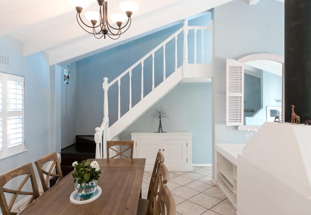 Dolphins Cottage