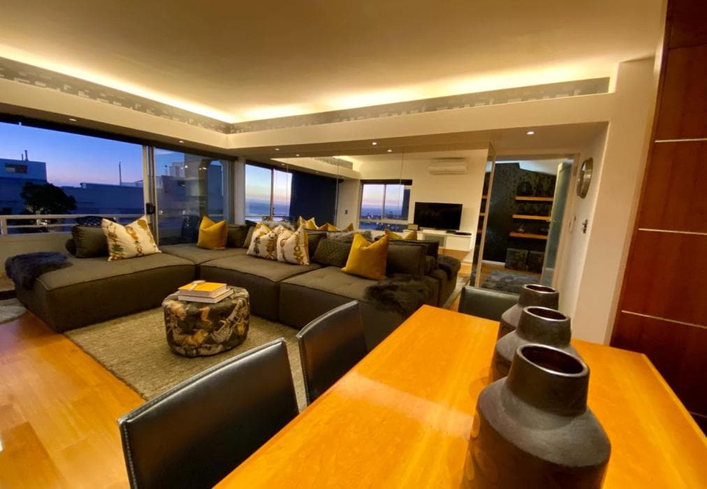 Clifton Beachfront Executive Apartment