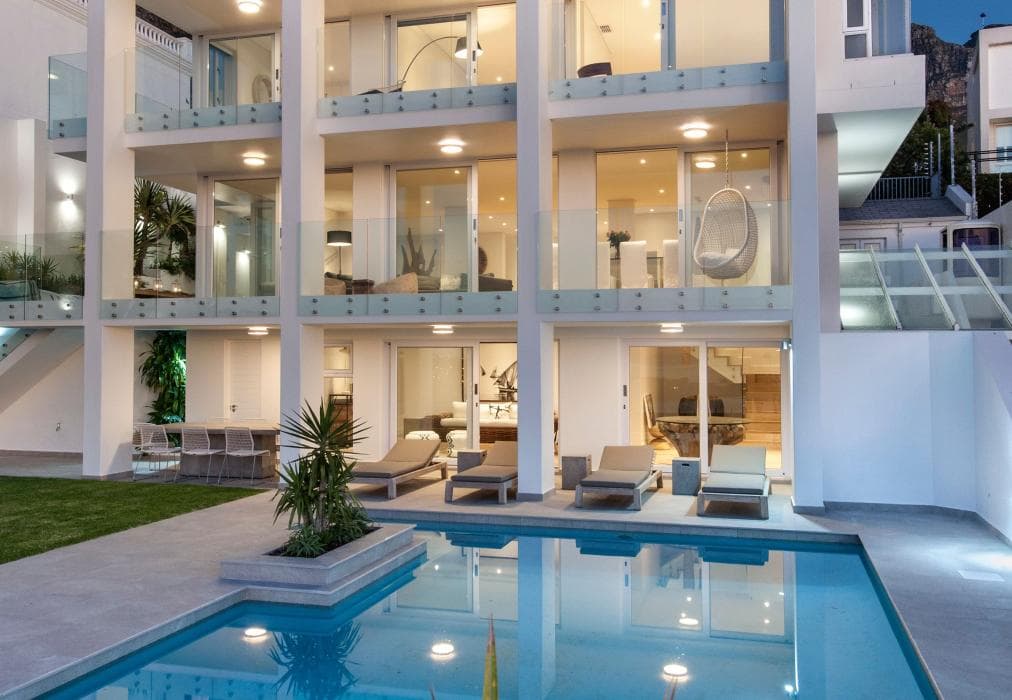 26 Geneva Sandpiper House