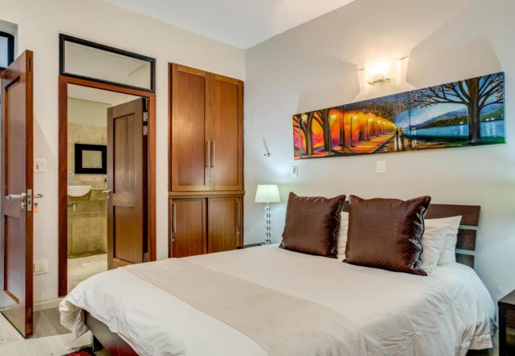 Bali Luxury Suite E