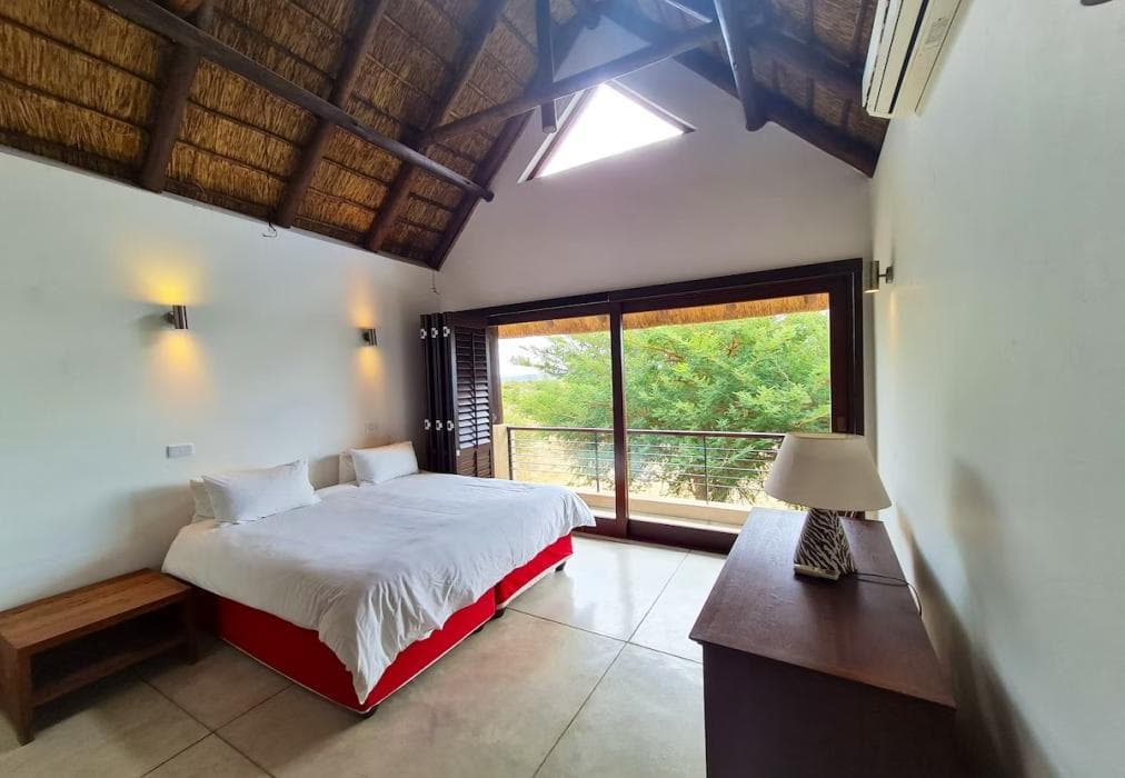 Zebula 5-Bedroom House IZN1