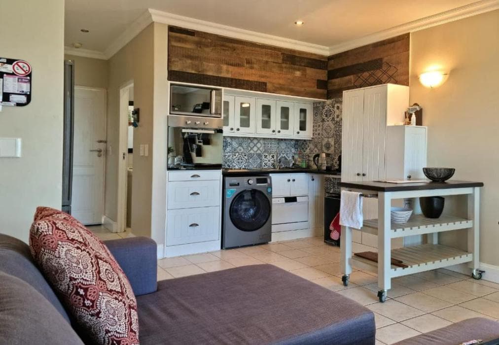 Apartment 18 Lifestyle