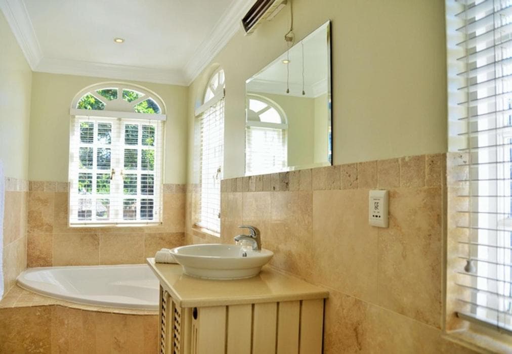 Hyde Park Retreat