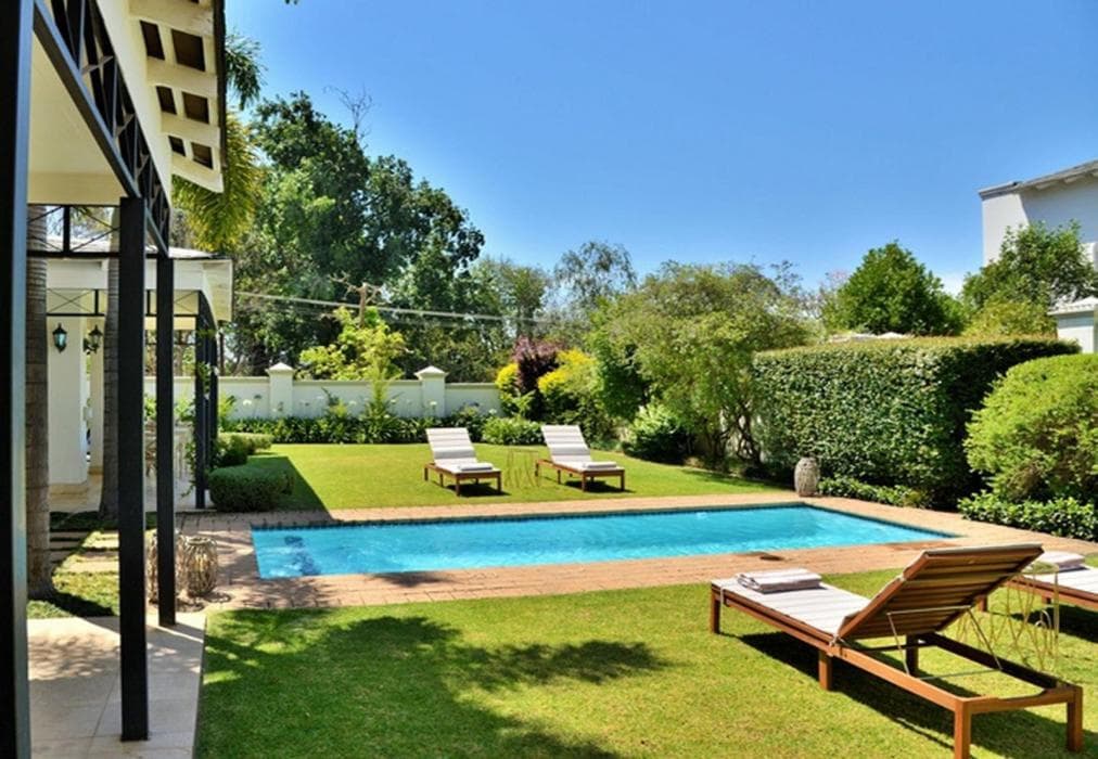 Hyde Park Retreat
