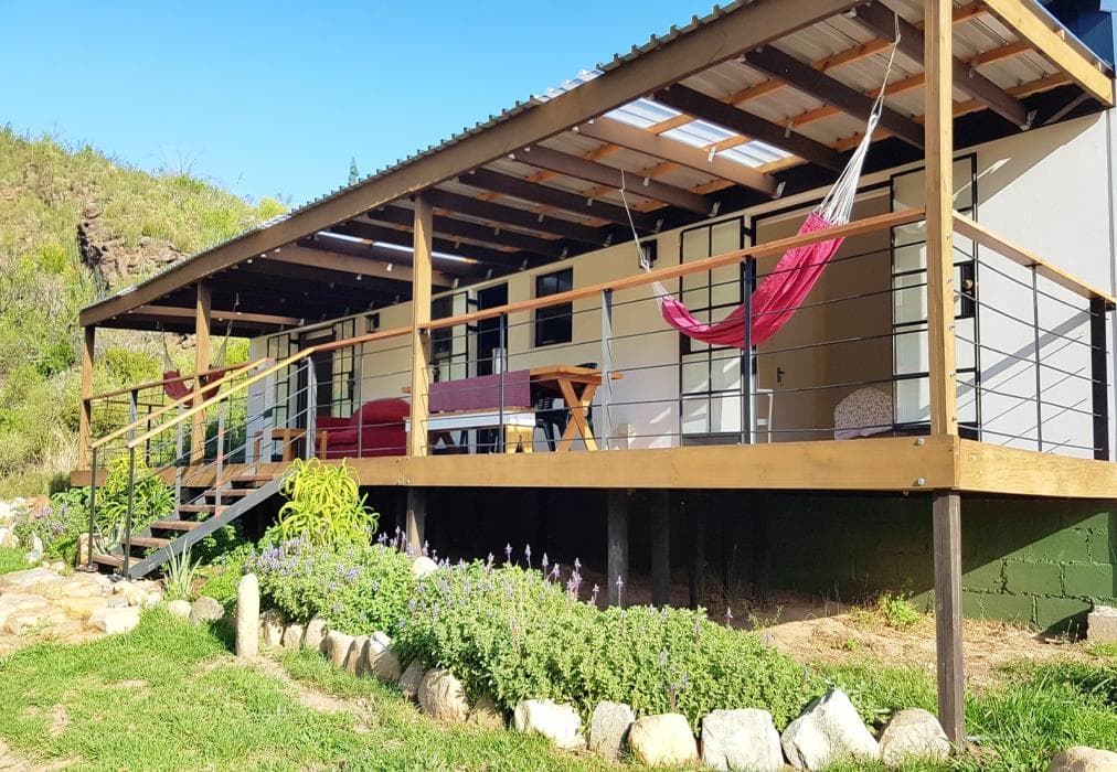 HoneyDew Cottage