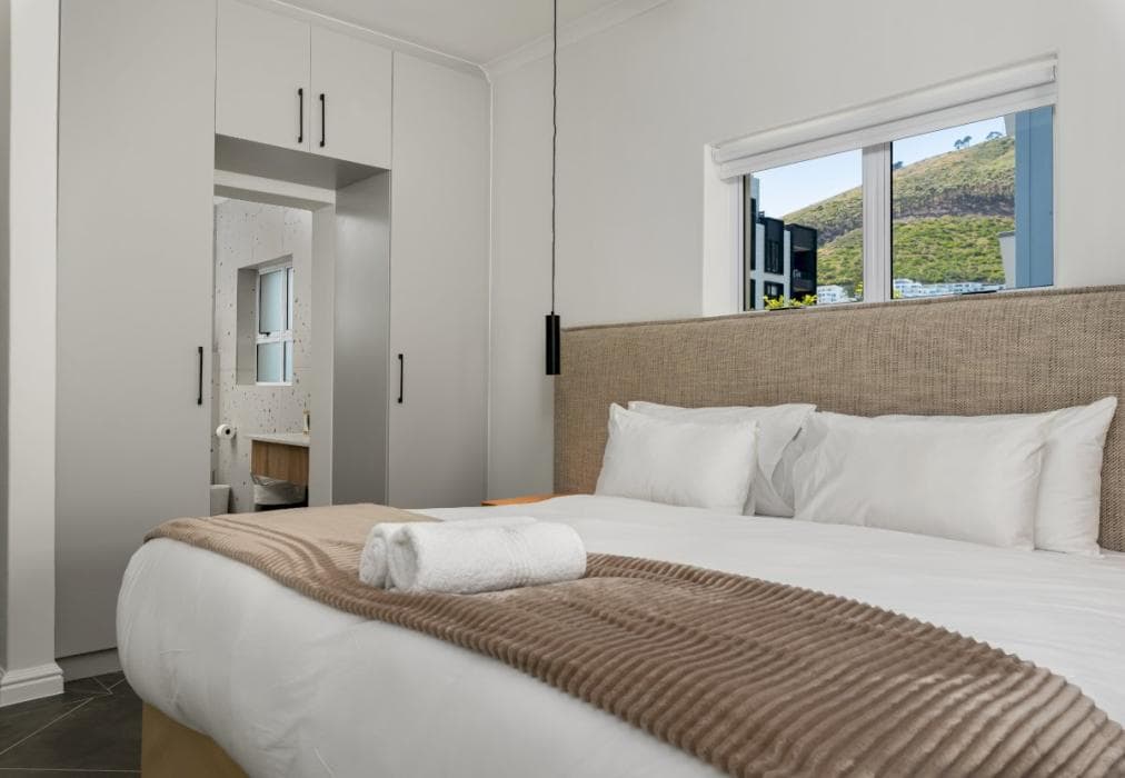 Modern Elegance In Beautiful Seapoint
